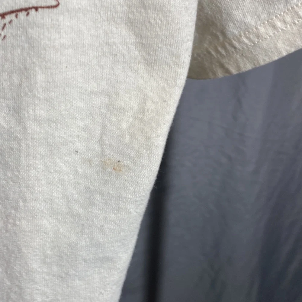Random Vintage Pocket Tee - Picture 5 of 10